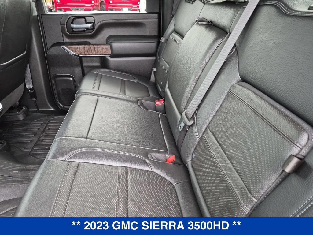 Used 2023 GMC Sierra 3500 Denali w/ Denali Ultimate Package AWD/4WD image 16