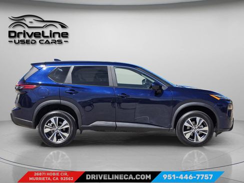 Used 2024 Nissan Rogue SV image 14