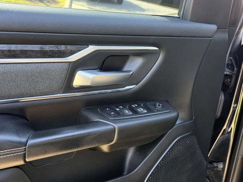Used 2019 RAM 1500 Big Horn AWD/4WD image 32