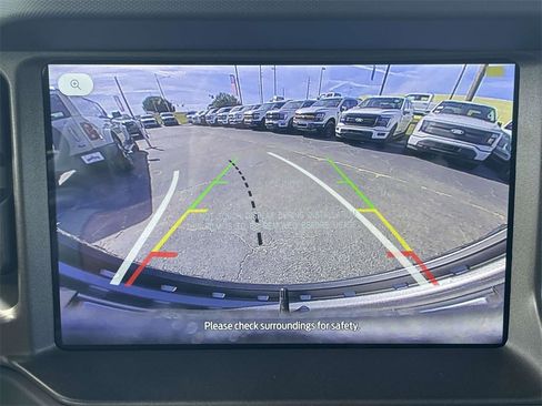 New 2025 Ford Bronco 4-Door image 18