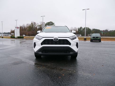 Used 2023 Toyota RAV4 XLE image 8