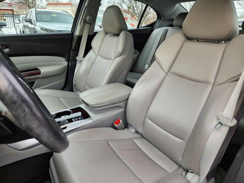 Used 2017 Acura TLX w/ Technology Package image 6