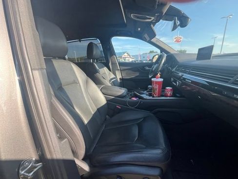 Used 2017 Audi Q7 3.0T Prestige AWD/4WD image 6