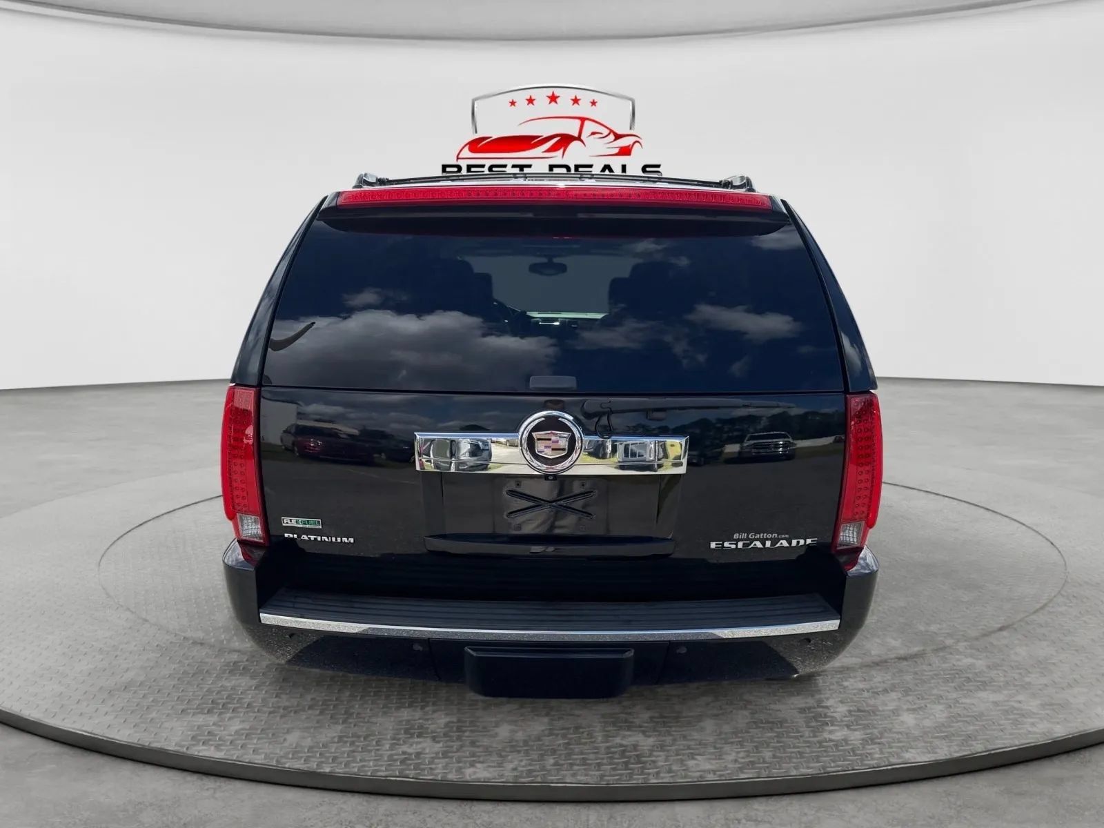 Used 2011 Cadillac Escalade Platinum AWD/4WD image 4
