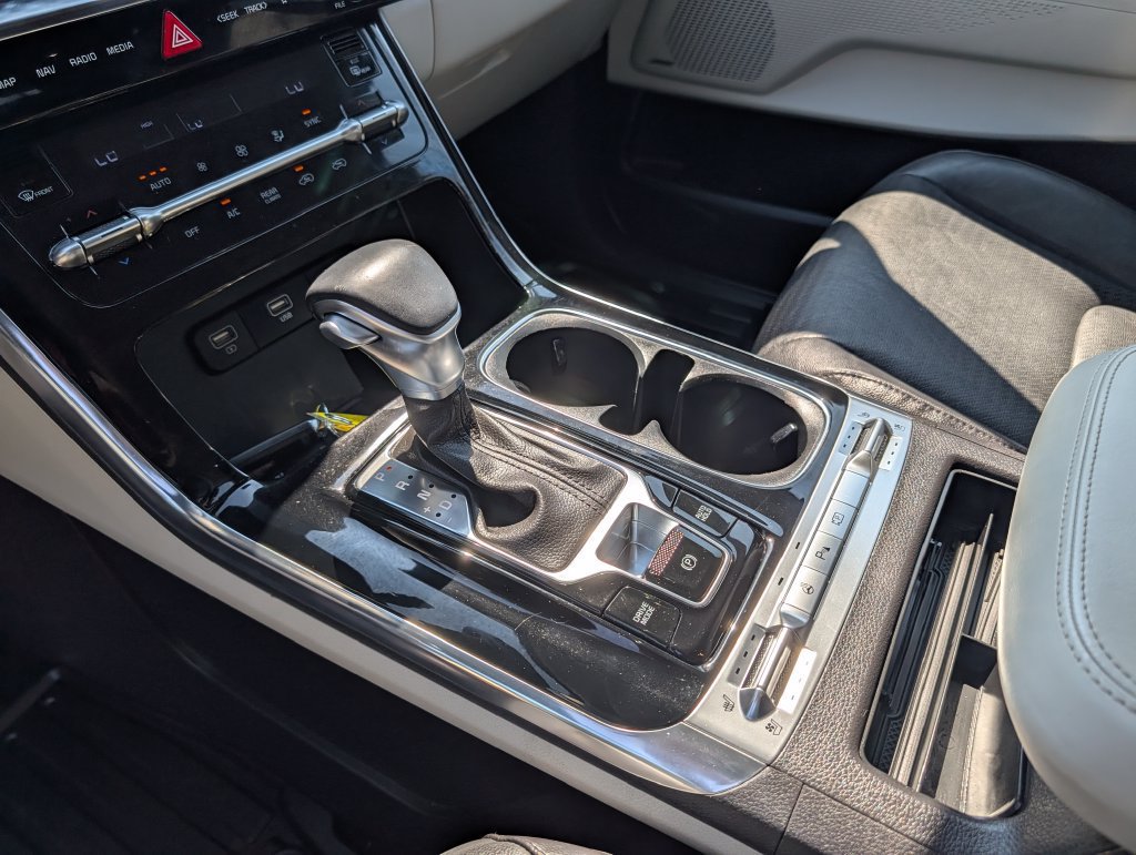 Used 2024 Kia Carnival SX Prestige FWD image 8