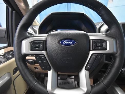 Used 2017 Ford F150 Lariat w/ Equipment Group 502A Luxury AWD/4WD image 12