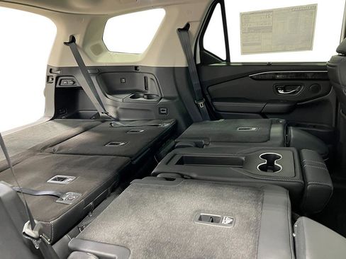New 2025 Honda Pilot Elite image 40