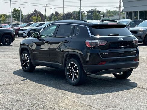 Certified 2022 Jeep Compass Limited image 6