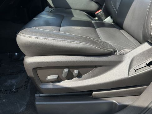 Used 2018 Chevrolet Silverado 1500 LT w/ All Star Edition image 14