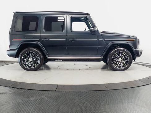 Certified 2025 Mercedes-Benz G 580 w/ Manufactur Interior Package image 34