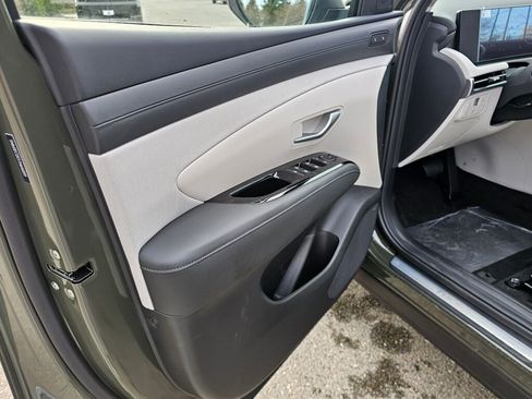 New 2026 Hyundai Tucson Limited image 17
