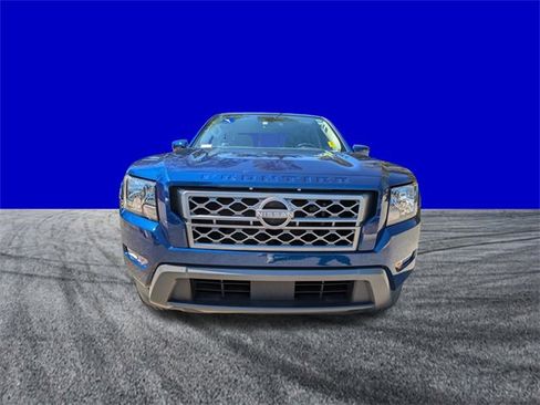 Used 2022 Nissan Frontier SV image 9