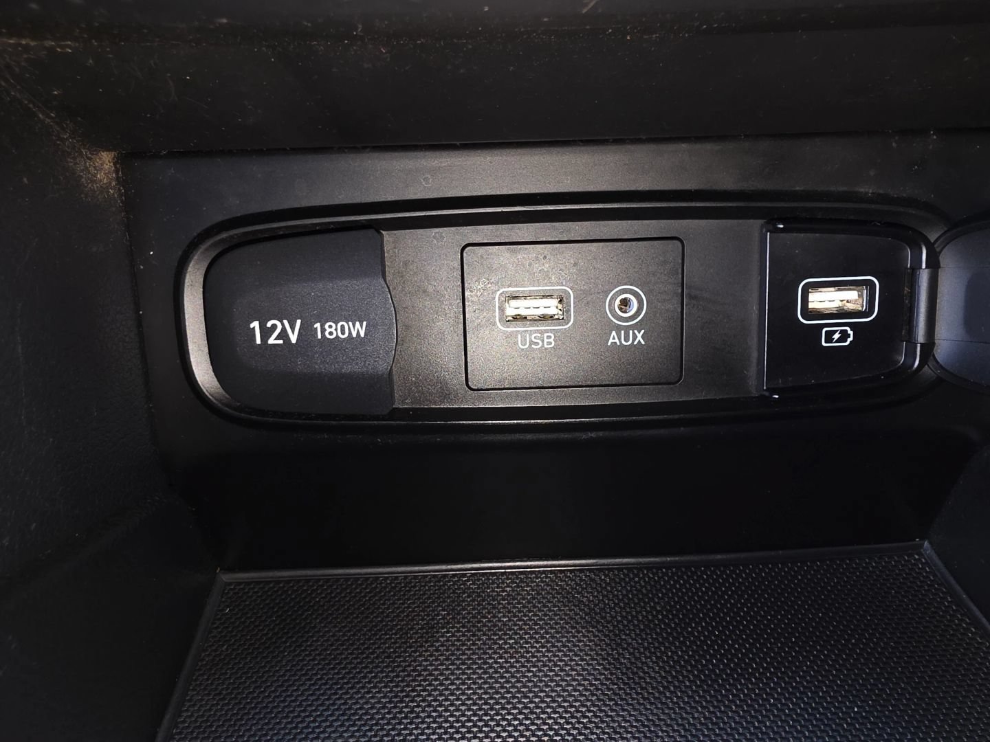 Used 2020 Hyundai Santa Fe SEL AWD/4WD image 20