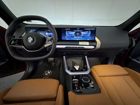 Used 2025 BMW X3 xDrive30 w/ Convenience Package AWD/4WD image 17