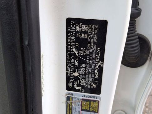 Used 2018 Kia Sportage LX image 32