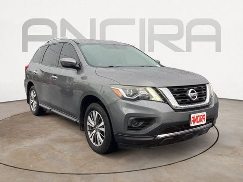 Used 2018 Nissan Pathfinder S AWD/4WD image 6