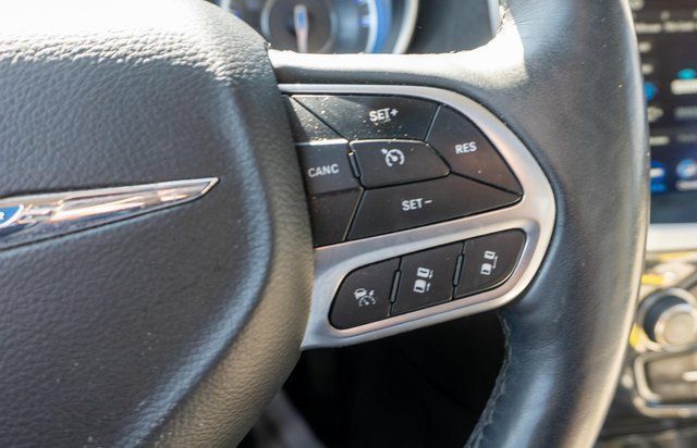 Used 2018 Chrysler 300 Limited w/ Safetytec Plus Group AWD/4WD image 25
