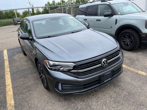 Used 2023 Volkswagen Jetta Sport FWD image 20