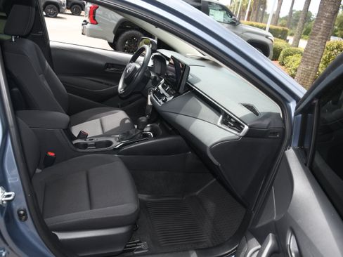 Used 2024 Toyota Corolla LE FWD image 19