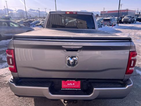 Used 2022 RAM 2500 Big Horn w/ Level C Equiment Group AWD/4WD image 27