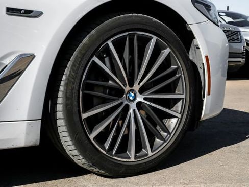 Used 2023 BMW 530e image 64