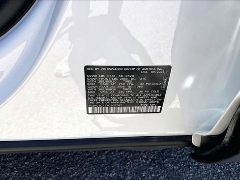 Certified 2026 Volkswagen Atlas Cross Sport SE w/ Panoramic Sunroof Package AWD/4WD image 30