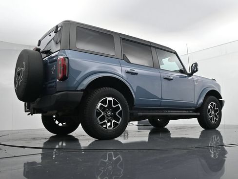 Used 2024 Ford Bronco Outer Banks AWD/4WD image 38