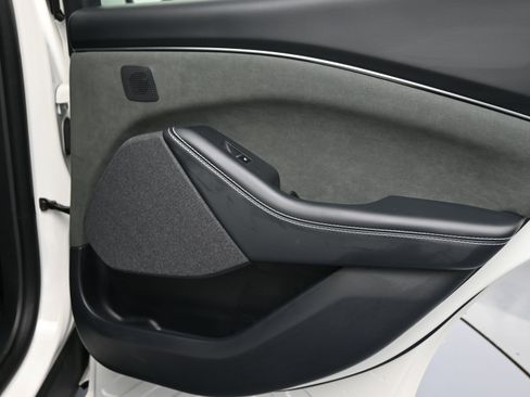 Used 2025 Ford Mustang Mach-E GT image 11