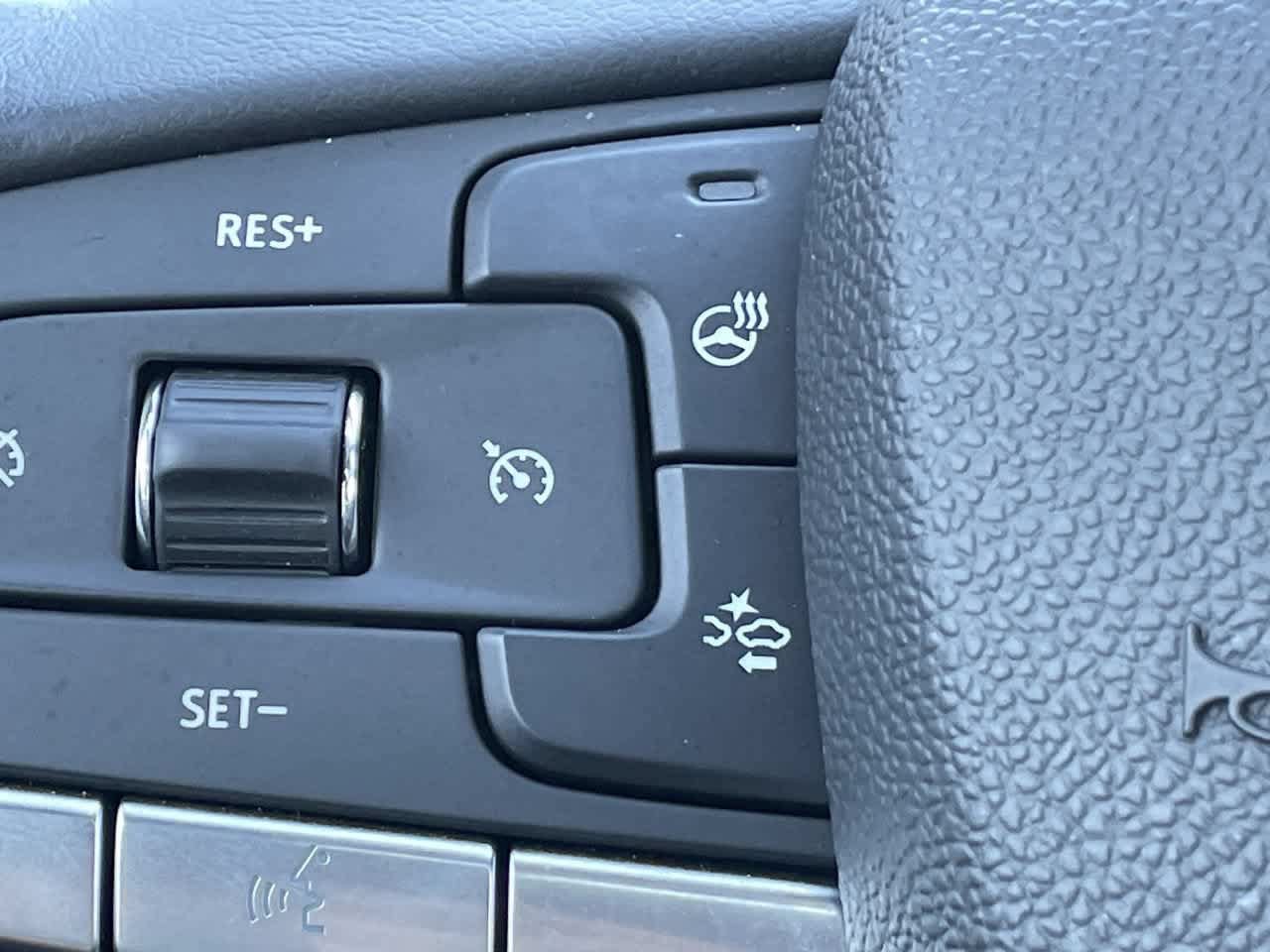 Certified 2023 Cadillac XT4 Premium Luxury w/ Cold Weather Package AWD/4WD image 25