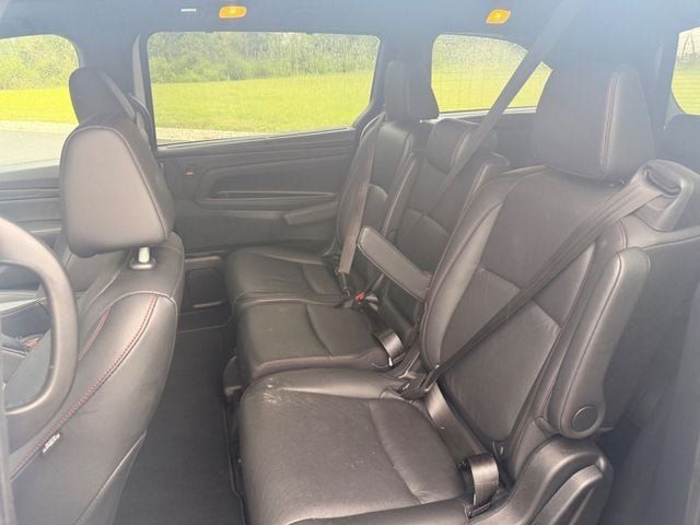 Used 2025 Honda Odyssey Sport-L image 12