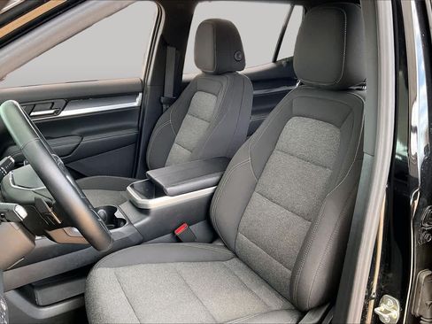 Used 2025 GMC Terrain Elevation AWD/4WD image 9