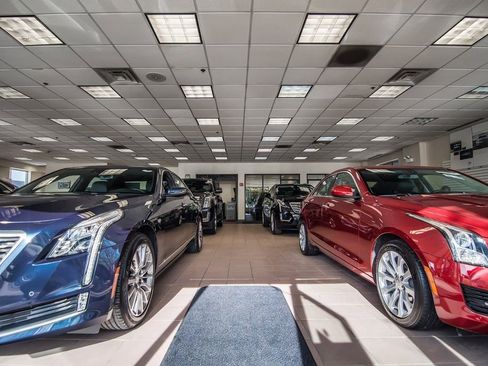 Certified 2023 Cadillac XT5 Sportv AWD/4WD image 38