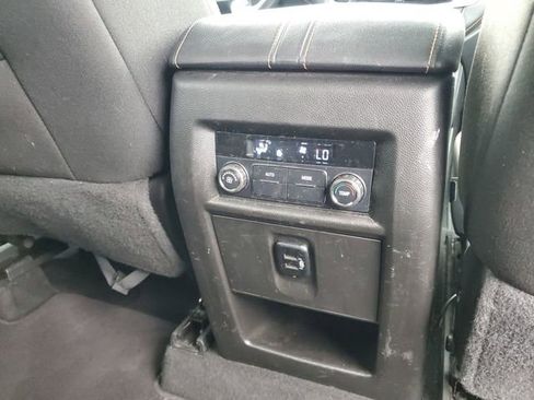 Certified 2018 Chevrolet Traverse LT AWD/4WD image 21