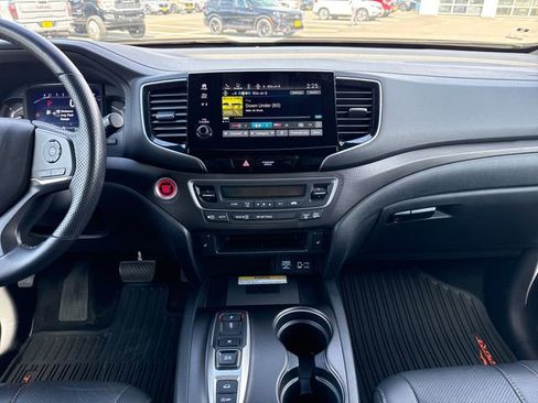 Used 2023 Honda Passport TrailSport image 24