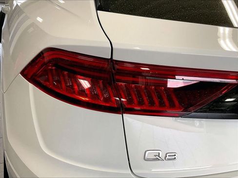 Used 2023 Audi Q8 Premium w/ Convenience Package AWD/4WD image 34