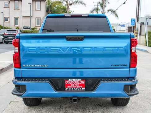 Used 2022 Chevrolet Silverado 1500 Custom image 4