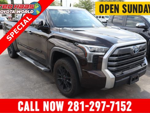 Used 2023 Toyota Tundra Limited image 1