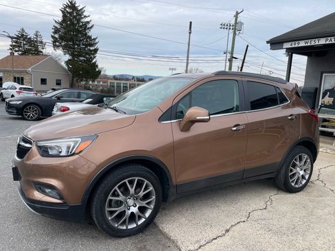 Used 2017 Buick Encore Sport Touring image 5