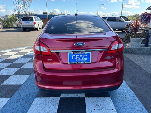 Used 2011 Ford Fiesta SEL w/ 301A Rapid Spec Order Code FWD image 4