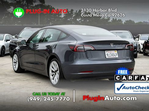 Used 2023 Tesla Model 3 Standard Range RWD image 2