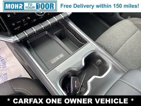 Used 2025 GMC Acadia Elevation image 21