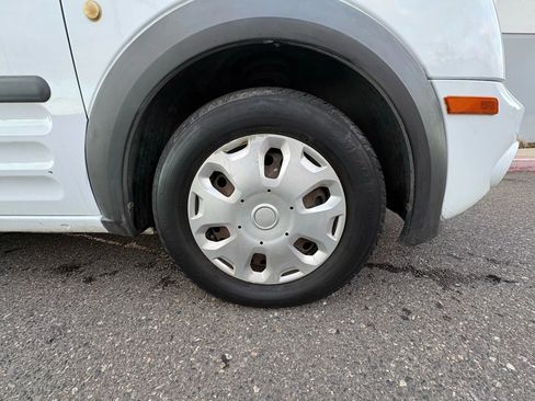 Used 2013 Ford Transit Connect XLT image 25