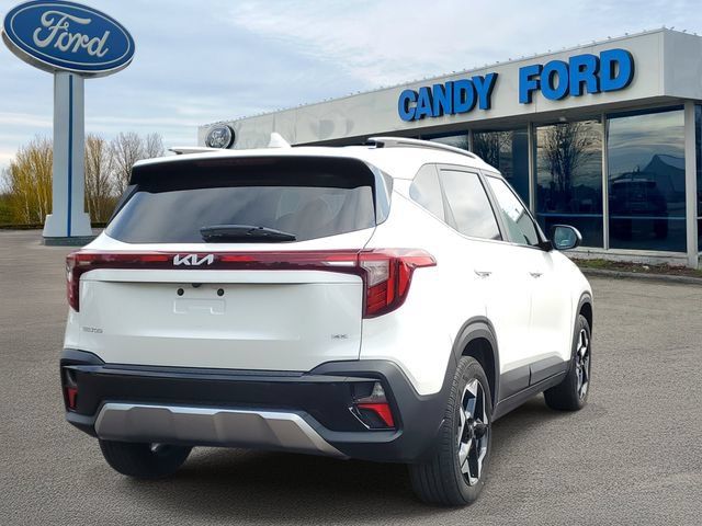 Used 2025 Kia Seltos EX w/ EX Sunroof Package AWD/4WD image 4