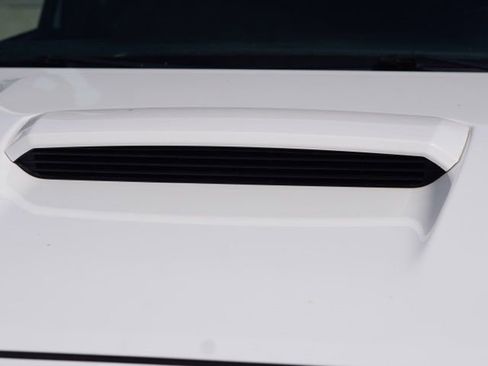 Used 2019 Toyota Tacoma TRD Sport w/ Technology Package image 9