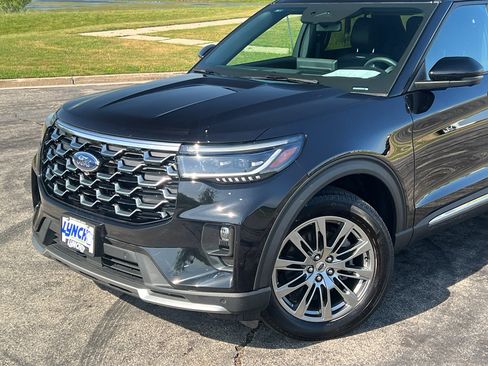 Used 2026 Ford Explorer Platinum AWD/4WD image 8