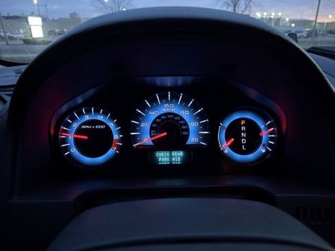 Used 2010 Ford Fusion SEL image 15