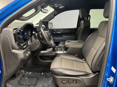 Used 2022 Chevrolet Silverado 1500 ZR2 w/ Technology Package image 21