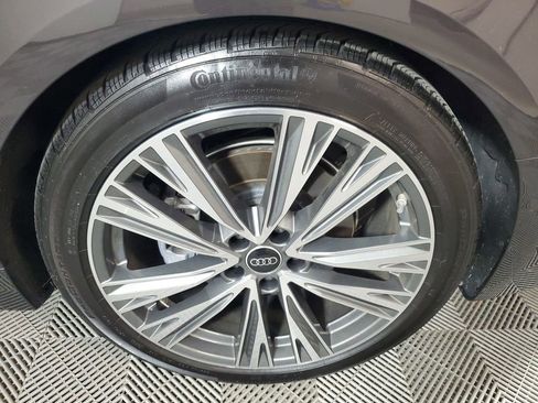 Used 2024 Audi A6 Premium Plus w/ Premium Plus Package image 11