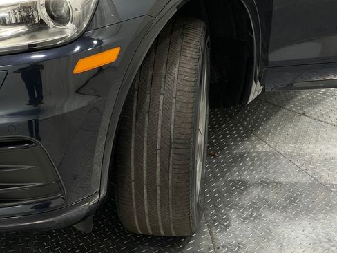 Used 2020 Audi Q5 2.0T Premium w/ Titanium Sport Package image 36