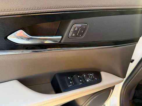 Used 2022 Lincoln Nautilus Reserve image 7